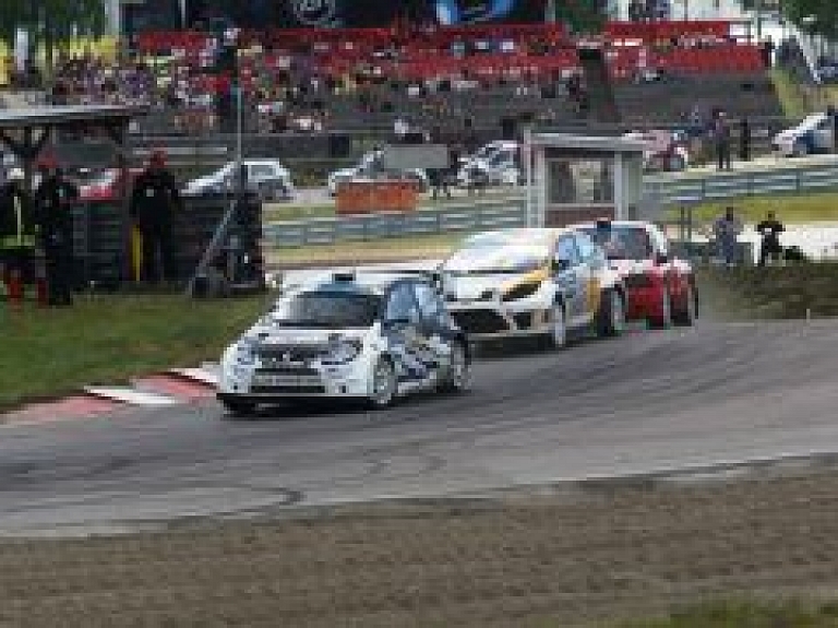 Nitišs un Baumanis noslēgs rallijkrosa vasaras posmu maratonu