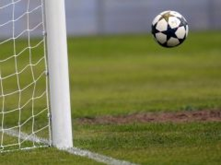Futbola entuziastus Valmierā pulcēs "Liesmas kauss"