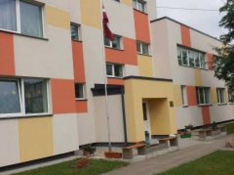 Ēkas Liepājā un Priekulē atzītas par enerogefektīvākajām Latvijā