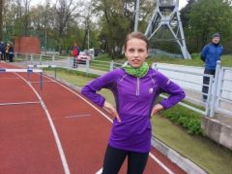 Dobeles vieglatlētiem vasaras sezona sākusies veiksmīgi