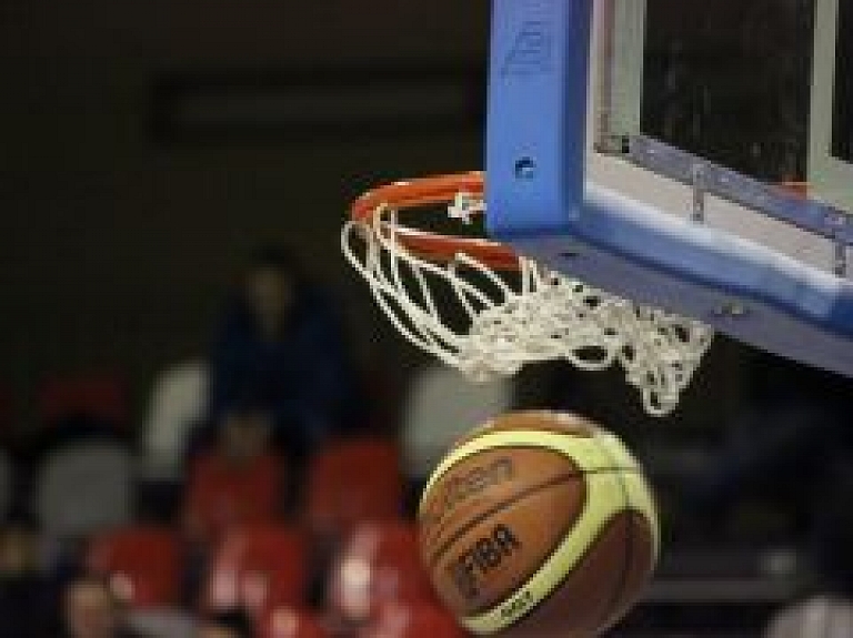 U-18 basketbolisti piedzīvo zaudējumu Eiropas čempionāta otrajā cīņā