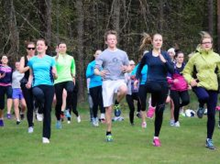 Uzsākta labdarības skrējiena "Nike Riga Run" treniņu sezona