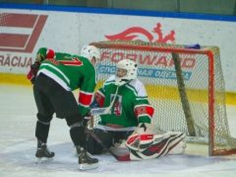 Liepājā izveido hokeja klubu un atjauno meistarkomandu