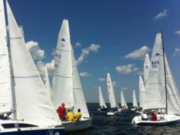 Ķīpsalā notiek starptautisks burāšanas seminārs