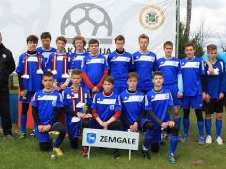 LMT Futbola akadēmijas U-15 reģionālo izlašu pavasara turnīrā uzvar Zemgale