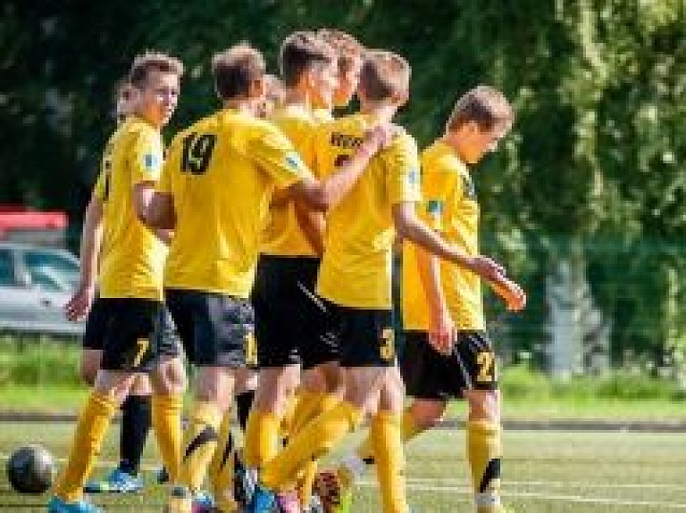 "Smiltene/ BJSS" pirmā uzvara "Syform" 1.līgas čempionātā