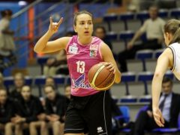 Liepājnieces izcīna uzvaru un pagarina sēriju