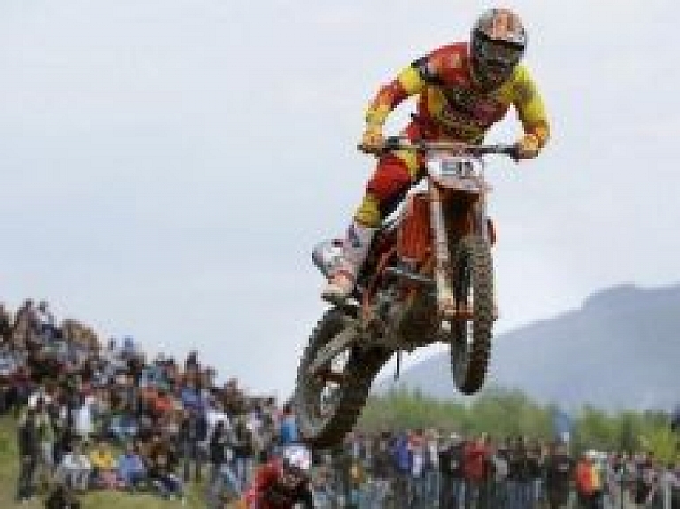 Karro iegūst 13.vietu MXGP klasē
