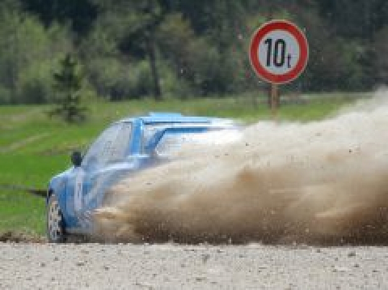 Skrundas novadā startēs Lietuvas rallijsprinta čempionāts
