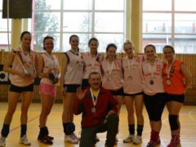 Rekavietes vicečempiones Balvu novada atklātajā čempionātā volejbolā