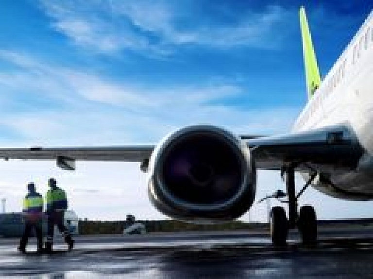 "airBaltic" un "Etihad Airways" paplašina sadarbību