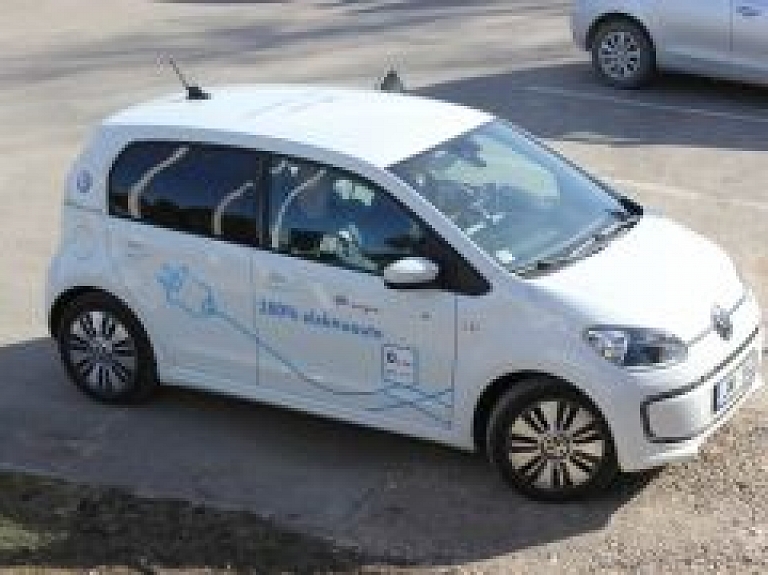 Bauskas pašvaldība plāno iegādāties divus elektromobiļus