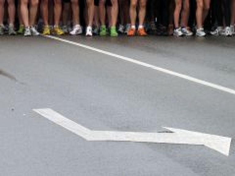 Alūksnietis pievarējis otro maratonu skrējienā apkārt zemeslodei