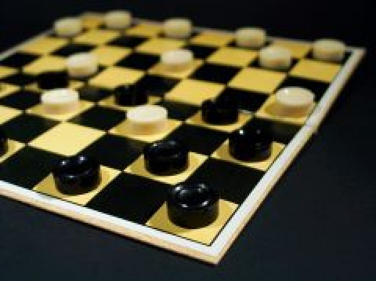 Izspēlēs Gulbenes novada atklātā čempionāta dambretē 2.kārtu