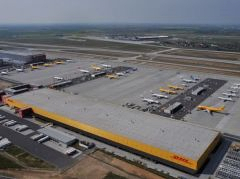 "DHL Express" investējot 150 miljonus eiro, plāno dubultot darbības apjomu Eiropā