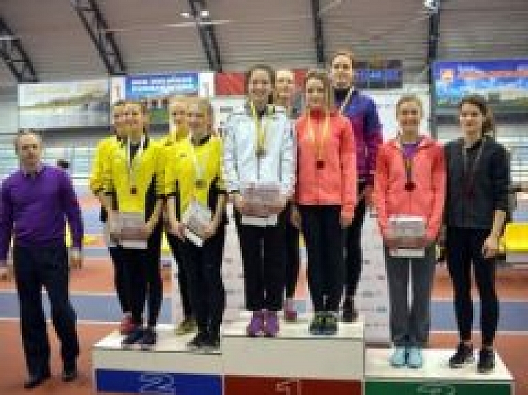 Valmieras meitenes-Latvijas čempiones