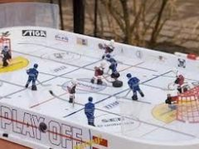 Galda hokejisti turpina cīņas par reitinga punktiem