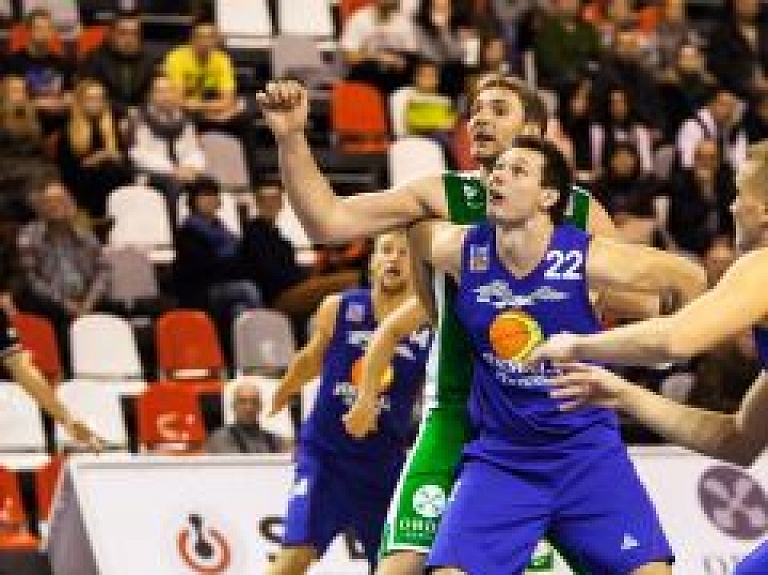 "BK Valmiera" piedzīvo zaudējumu Jūrmalā