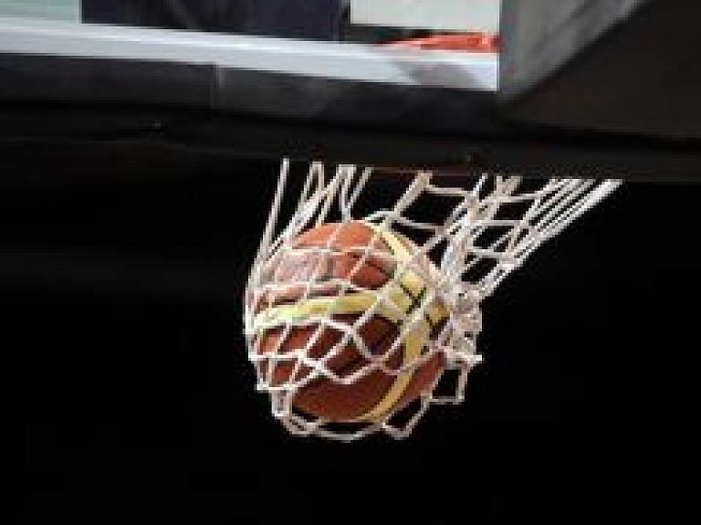 SK Rūjiena basketbolisti piekāpjas RTU komandai