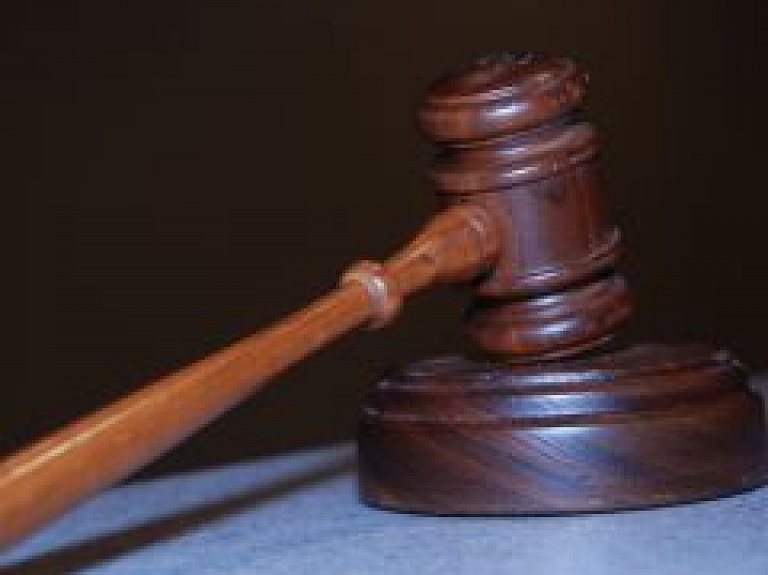 Līdz septembrim atliek ūdeļu bojāejas lietas skatīšanu
