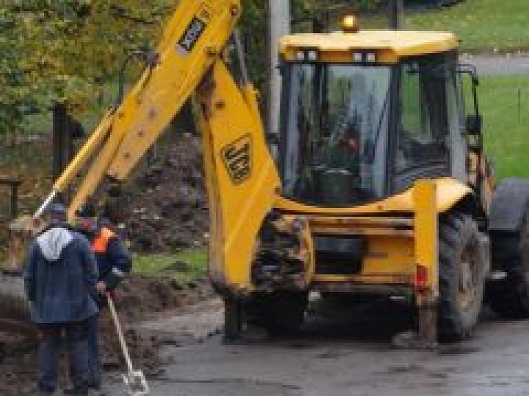 Uzsāk siltumtrases rekonstrukciju Valmieras pilsētā