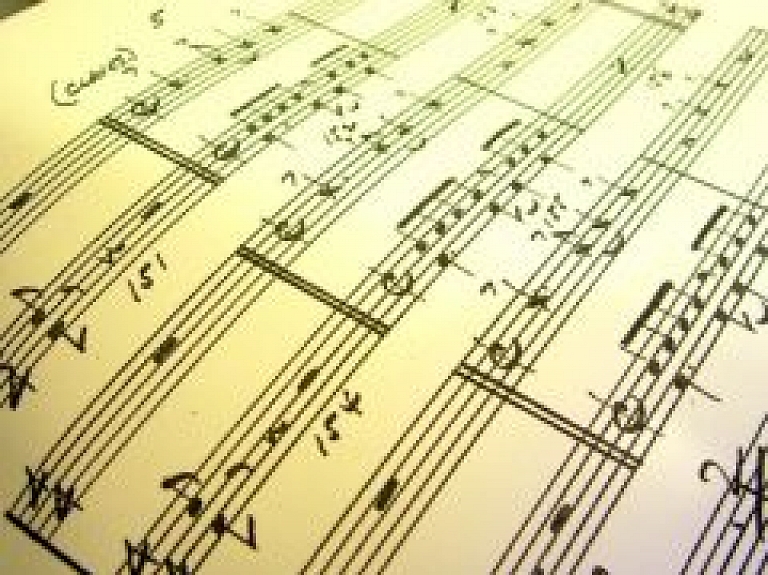 Dagdā izskan novada  iedzīvotāju sadziedāšanās