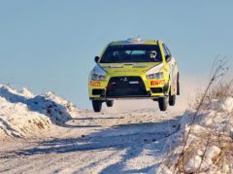 Rallijsprintā "Alūksne 2014" uzvar Vorobjova ekipāža