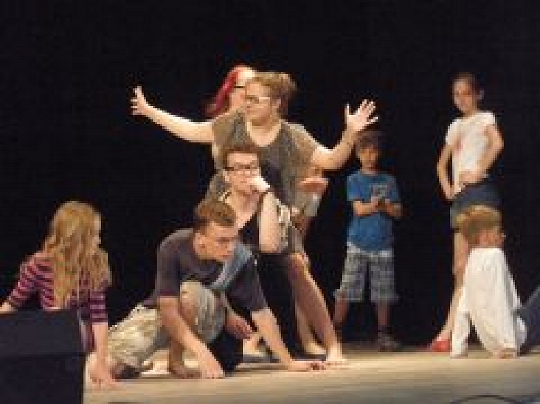 Pirmoreiz Jēkabpilī - improvizācijas teātru konkurss "Jēkablūša čempionāts"