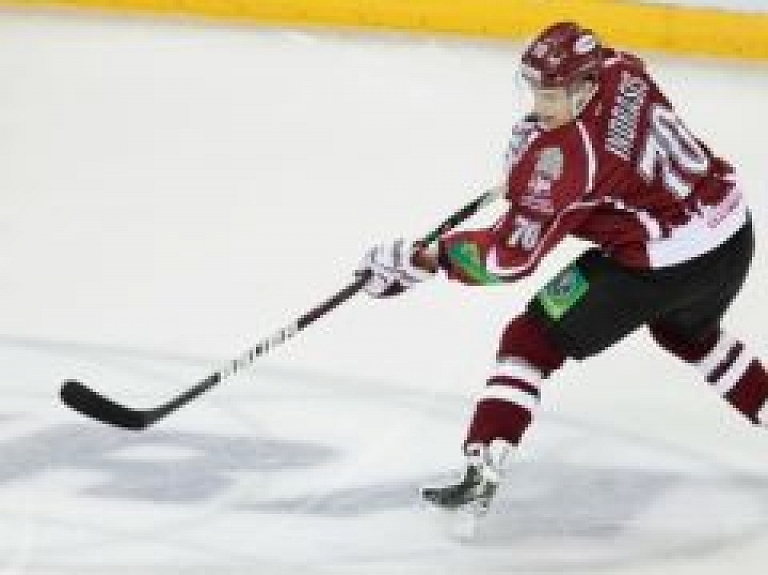 Rīgas "Dinamo" uzņems Čeļabinskas "Traktor"