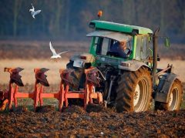 "Rodeko" pērn turpinājis attīstīt lauksaimniecības tehnikas tirdzniecību