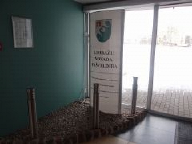 Limbažu novada domē deputāta pienākumus sācis pildīt Remess