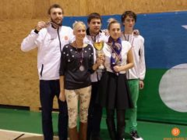 Siguldieši izcīna vicečempiona titulu badmintonā