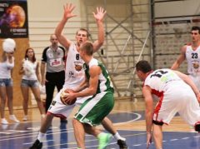 Basketbola klubs "Jēkabpils" zaudē Valmierā
