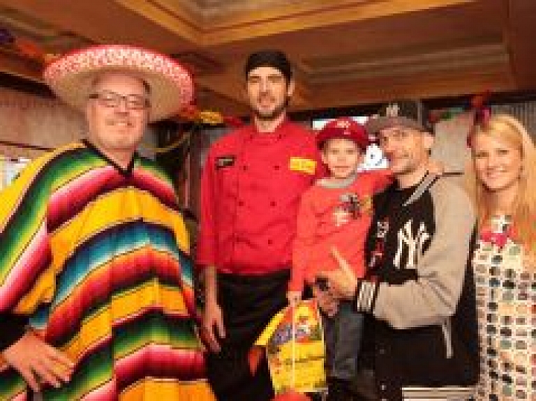Restorānā "Tex-Mex" jauno ēdienkarti bērniem veido paši bērni