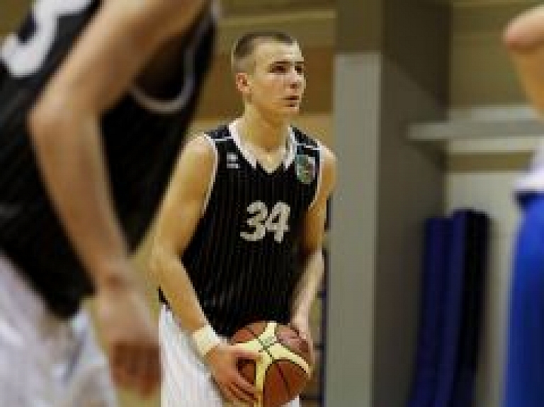 Liepājniekiem neveiksmīgs sākums Eiropas jauniešu basketbola līgā