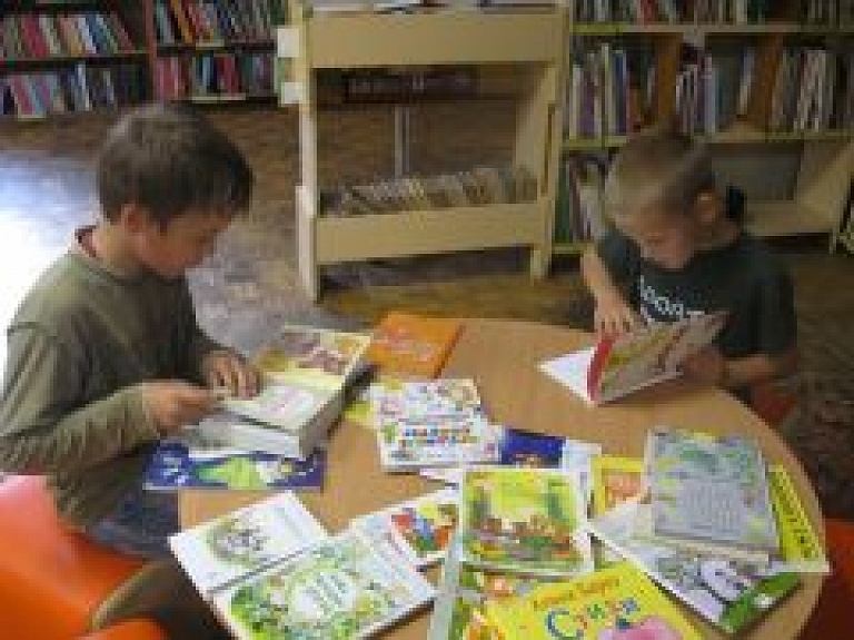 Tematiska nodarbība bērniem Miezītes bibliotēkā