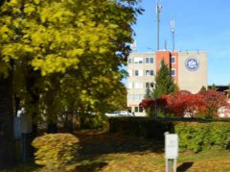 Izsniedz licenci Ozolnieku KSDU