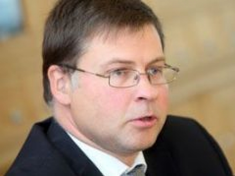 Dombrovskis gatavs rosināt diskusijas par Liepājas parādu norakstīšanu