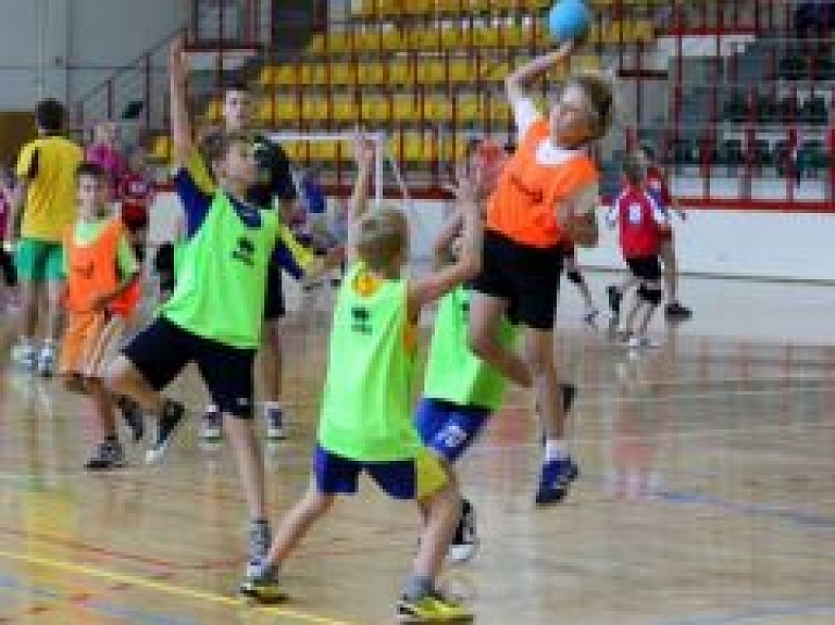 EHF semināra laikā Rīgā sāksies mini handbola ēra