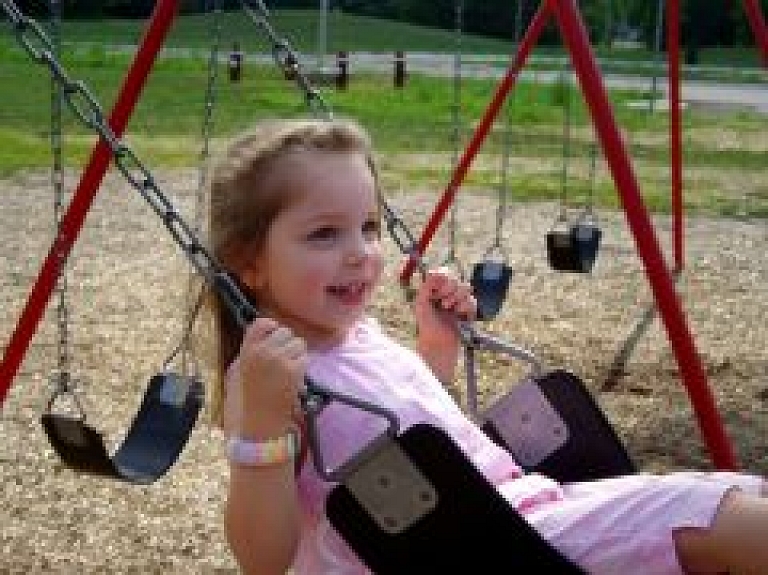 "Cerību spārni" palīdz 75 bērniem saņemt rehabilitācijas pakalpojumus