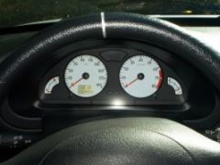 Kuldīgas novada pašvaldība izsolē pārdos automašīnu