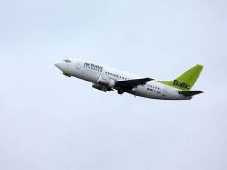 "airBaltic" sešos mēnešos izdevies samazināt zaudējumus