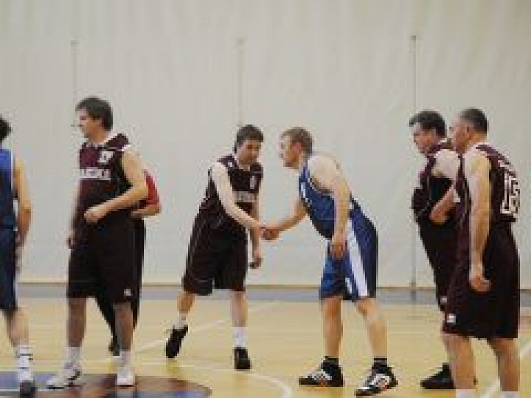 Baltijas parlamentārieši sacentīsies basketbolā Liepājā