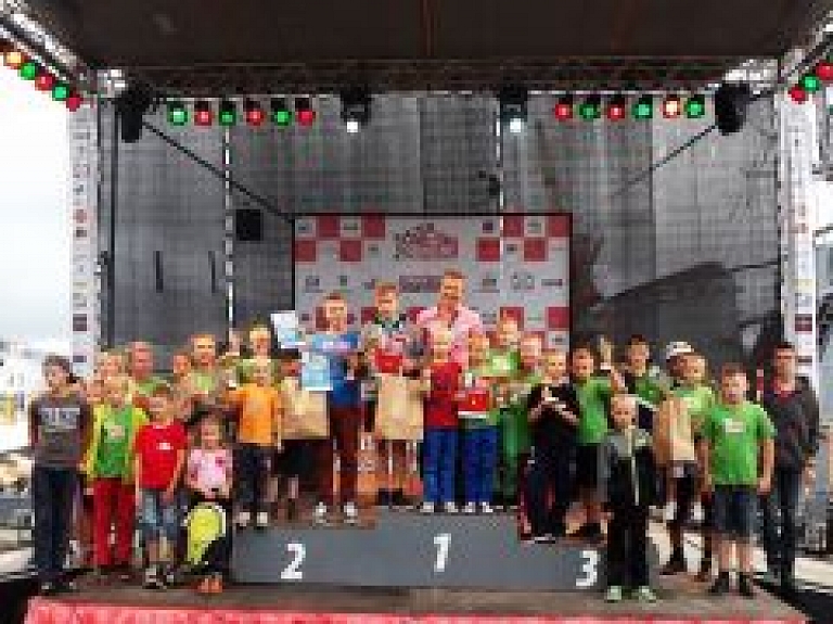 Talsenieki gūst godalgotas vietas Bērnu rallijā