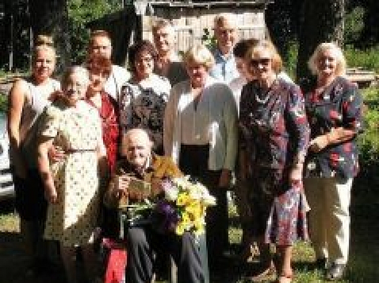 Soļotājs Arvids Meņģis nosvinējis 90 gadu jubileju