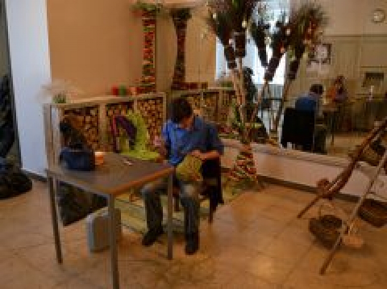 Jauniešu plenērā mācās uzņēmējdarbības iemaņas