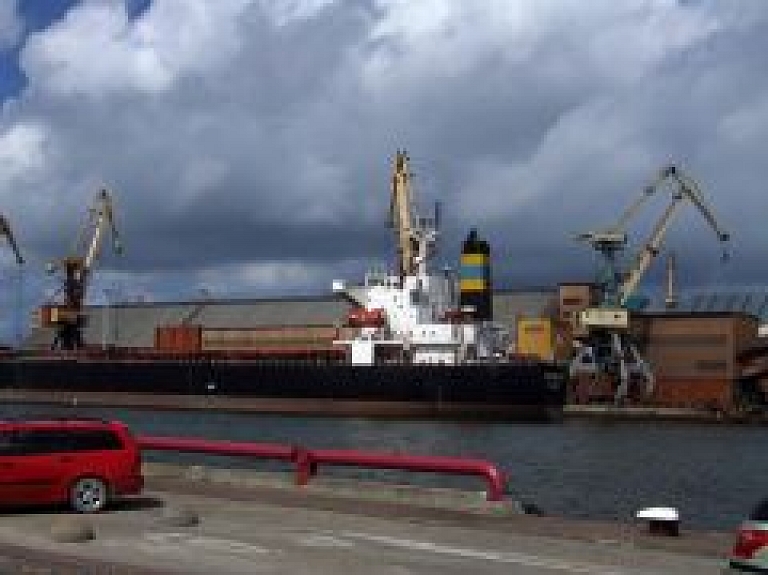 Ventspils brīvostā izbūvēs jaunu piestātni