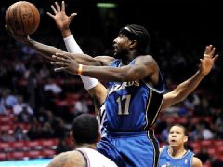 "VEF Rīga" noslēdz līgumu ar Braunu