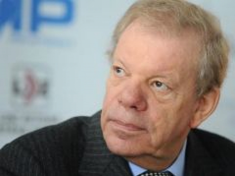 Lipmans atstāj jaunievēlētās LM padomes locekļa amatu