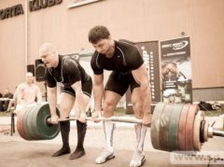 Ķekavā notiks Latvijas kausa 10.posms pauerliftingā